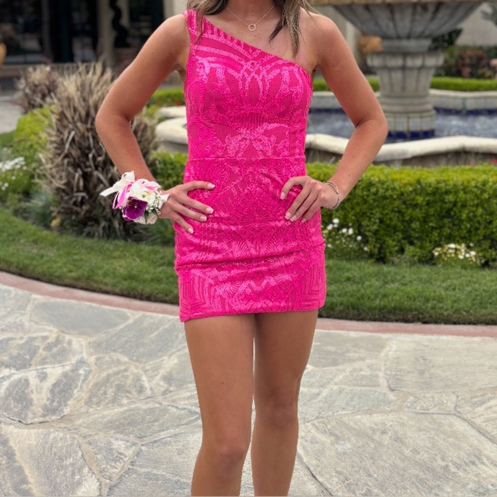 Pink One-Shoulder Lace Dress
